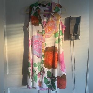Beautiful Calvin Klein Floral Print Button-up Dress
